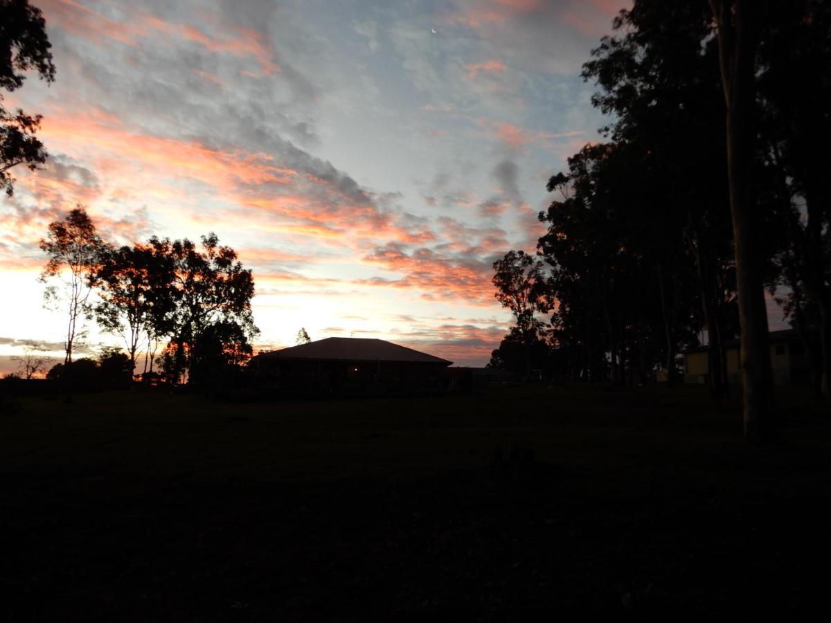 Scenic Sunsets@Tamborine Hotel Exterior photo